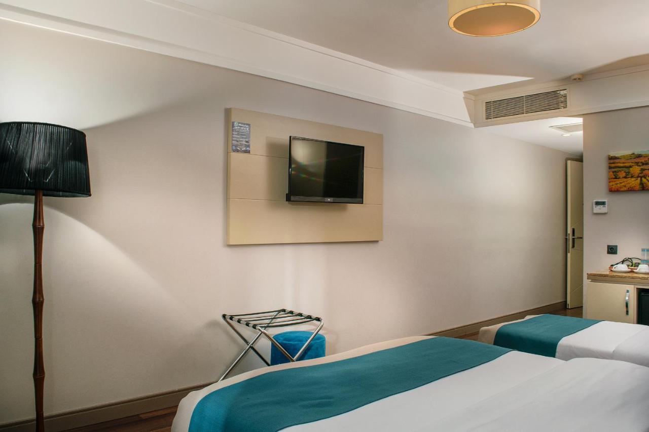 Hotel Bossuite Kadikoy Istanboel Buitenkant foto