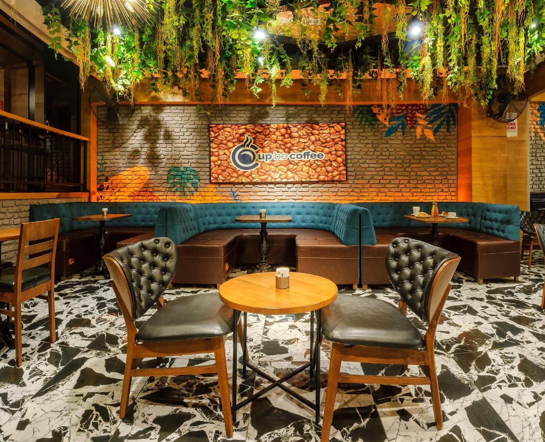 Hotel Bossuite Kadikoy Istanboel Buitenkant foto